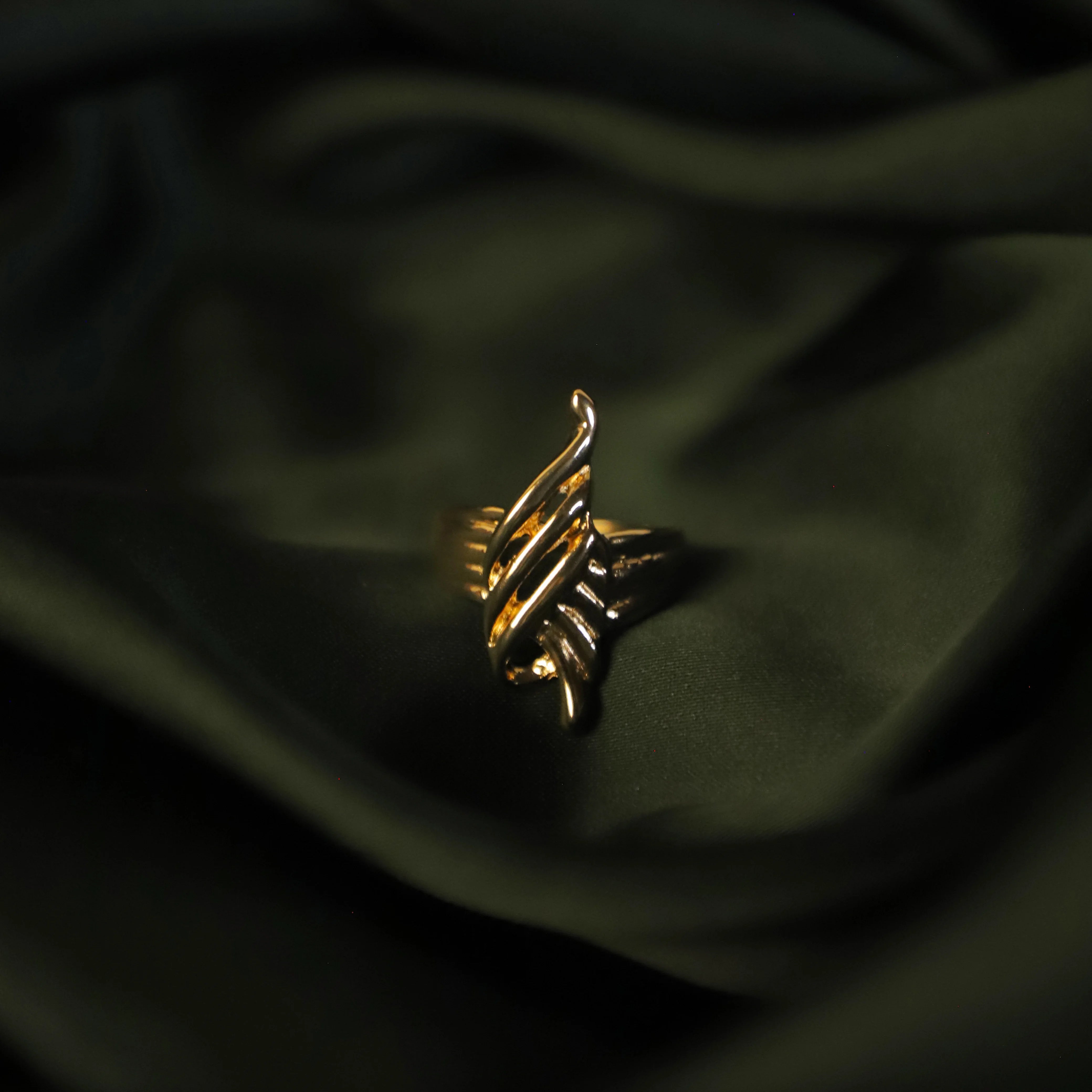 Classic Polished Pure Metal Band Ring
