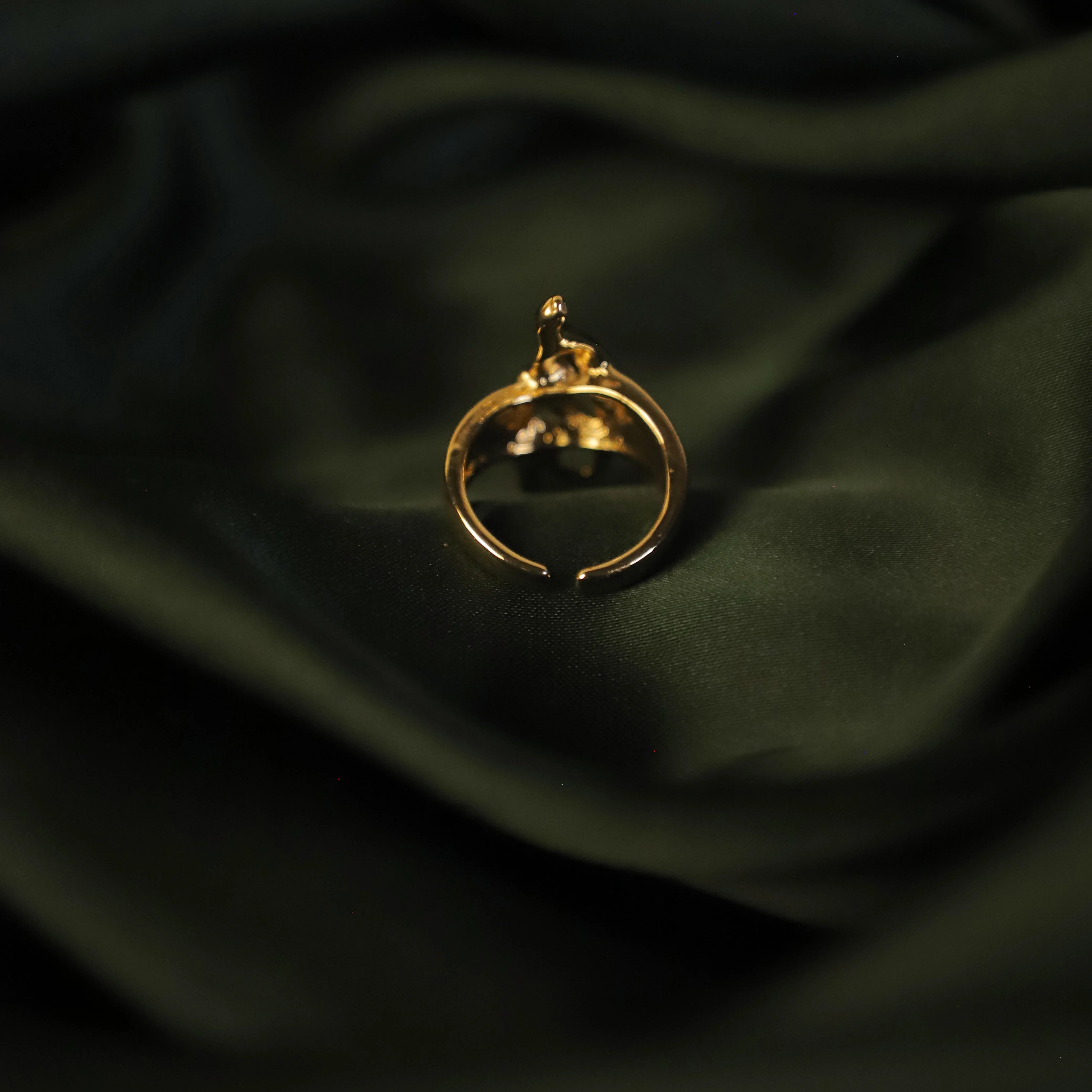 Classic Polished Pure Metal Band Ring side view